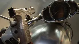 Pistola Semi Auto Revint Ergal pro Calibre .380 - 17 Tiros 5"